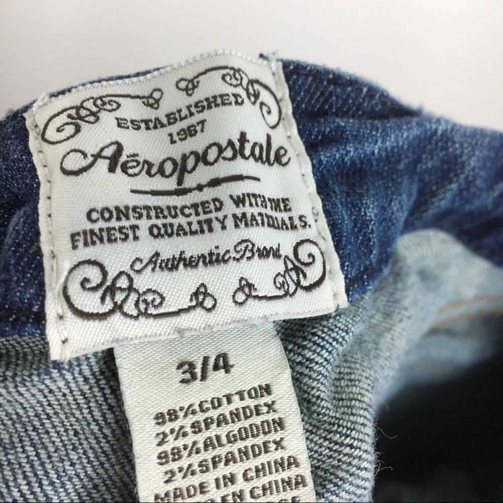 NEW Aeropostale Womens Blue‎ Denim Long Bermuda Shorts Size 3 4